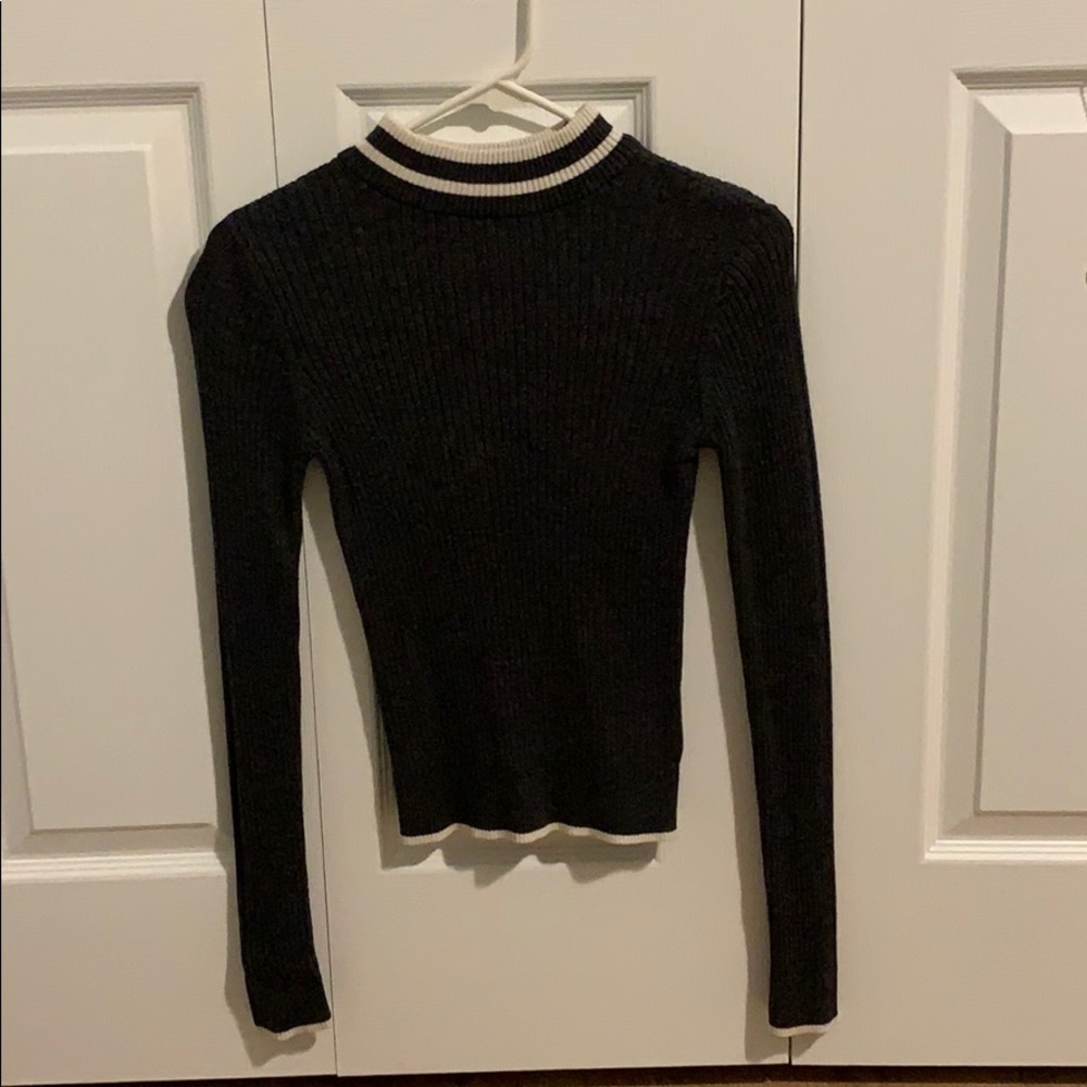 Aero sweater